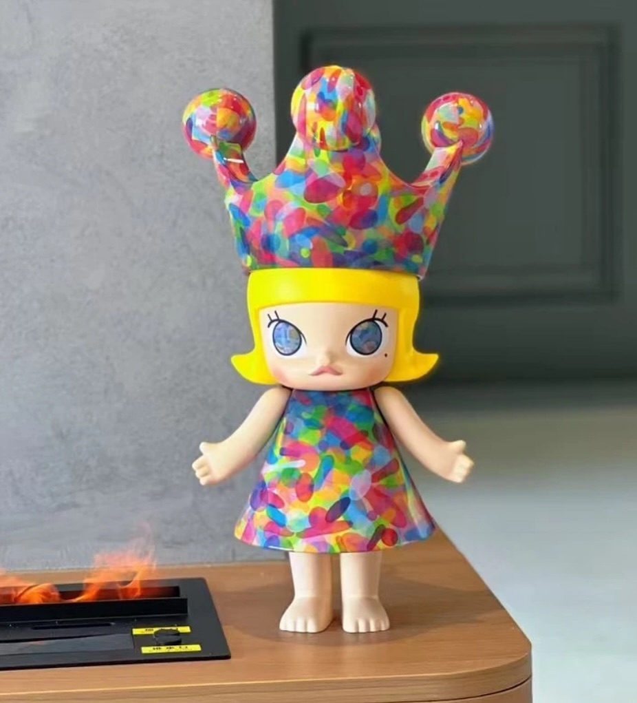 Mega Royal Molly – Official POP MART Designer Art Figure