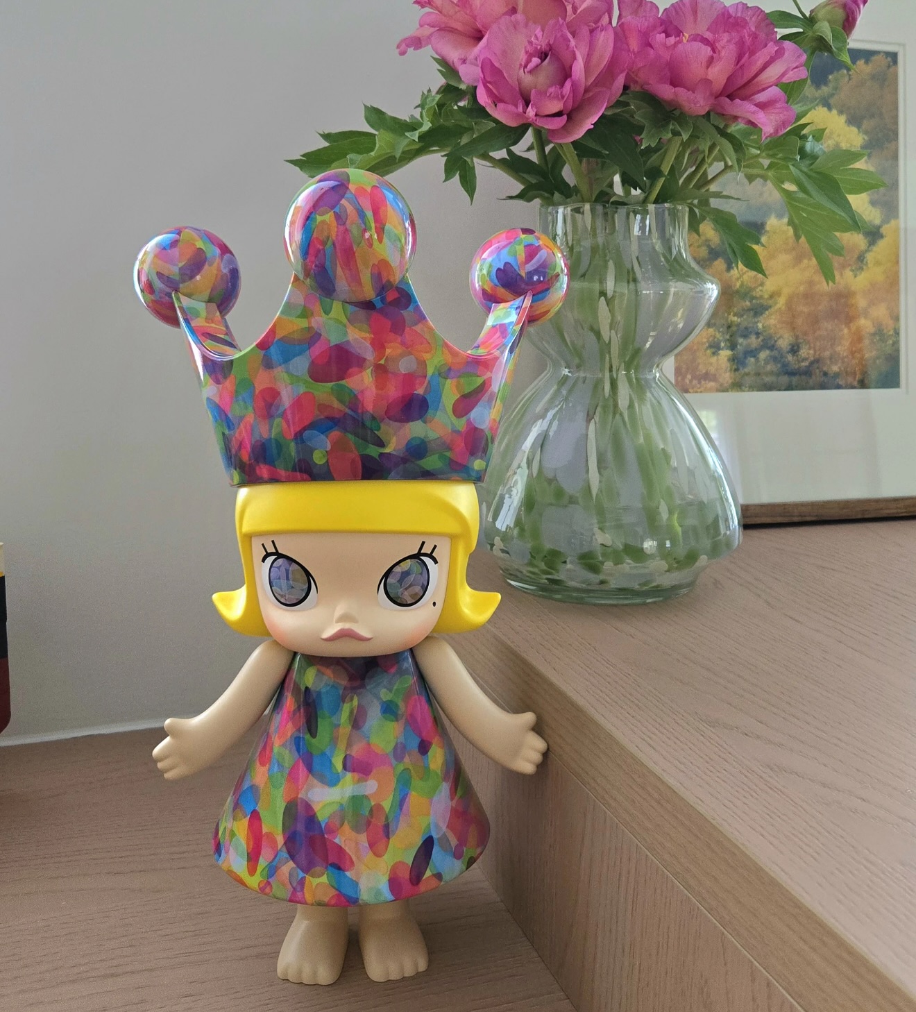 Mega Royal Molly – Official POP MART Designer Art Figure